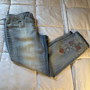 Monroe & Main Light Blue Straight Leg Jeans with Floral Embroidery